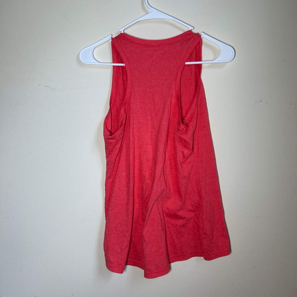 Red Tank - Picture 2 of 2